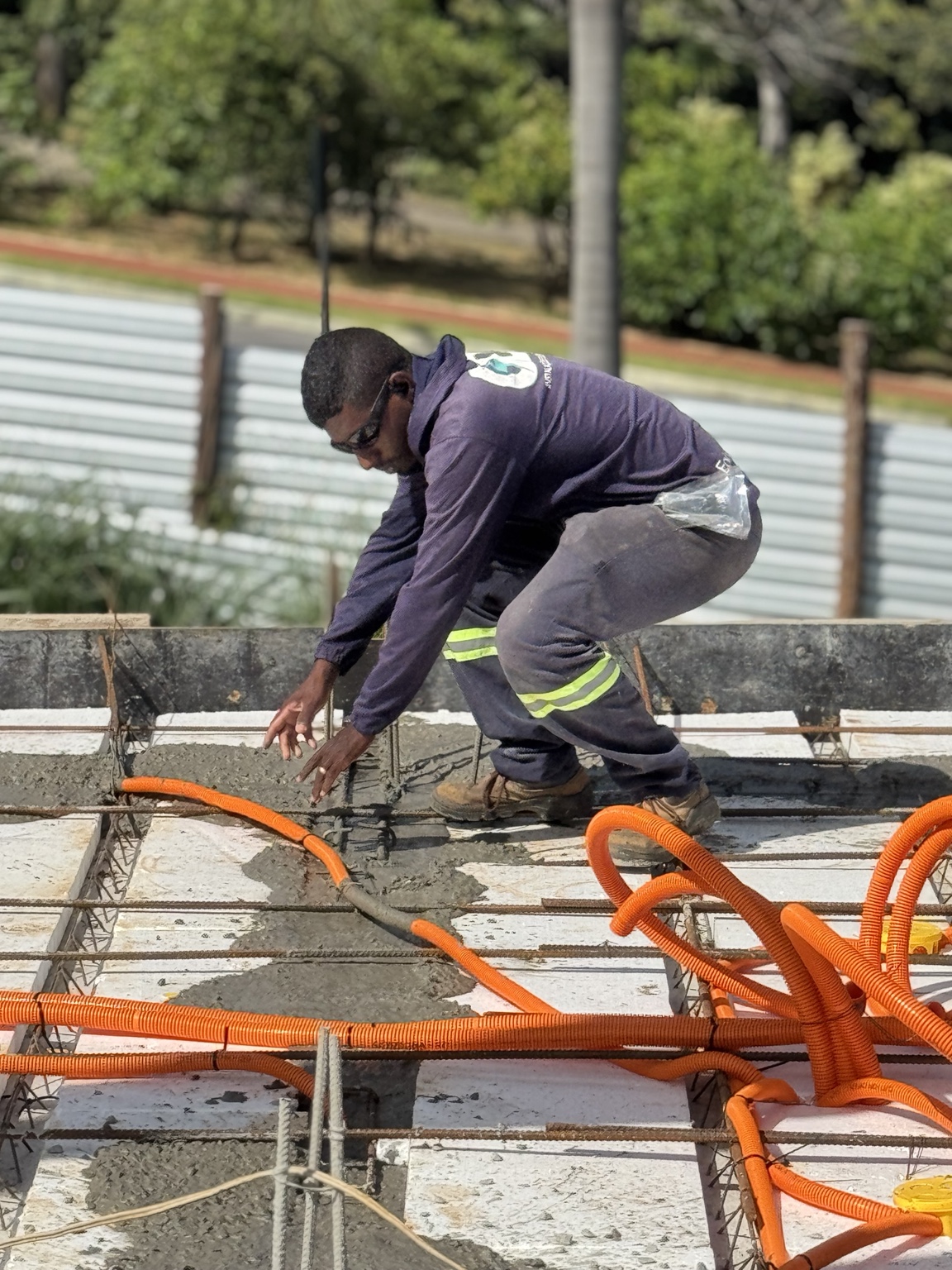Lajes • Instalações Embutidas • Concretagem — Residência Alphaville, registro 2